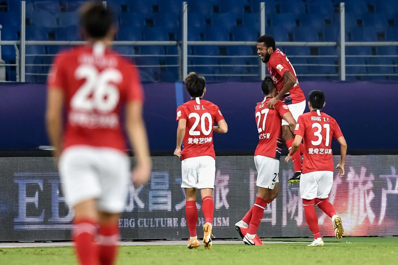 武汉卓尔|后悔吗？武汉卓尔免费放走前国脚，成竞争对手主力，助球队进前四