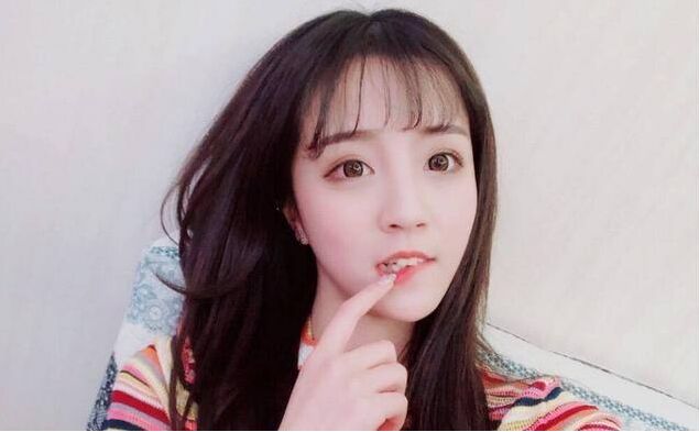 影帝：三位女网红转型成明星，冯提莫不算什么，她直接嫁给了90后影帝