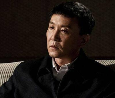 「陈道明」“限籍限薪令”之下，陈道明成香饽饽，网友：拿上亿也不为过！