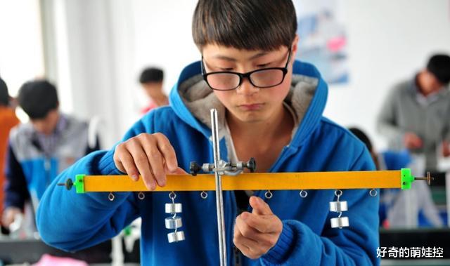 物理|学生公认最难的一门学科，高考却越来越重要，觉得听着像天书