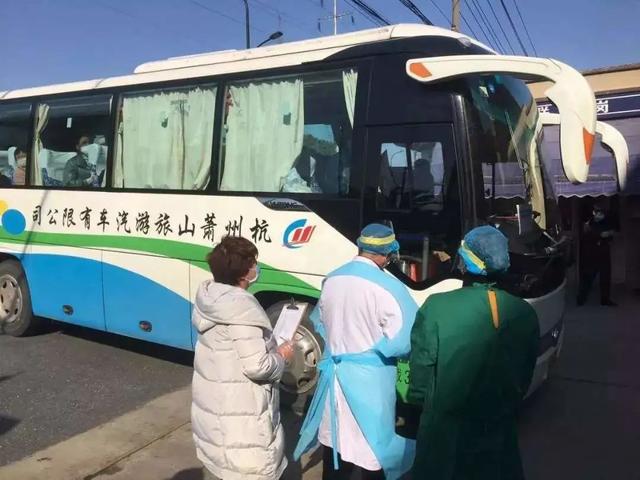 「阿里巴巴」高晓松进直播间招聘，正面答疑应届生，原来阿里是这样招人的