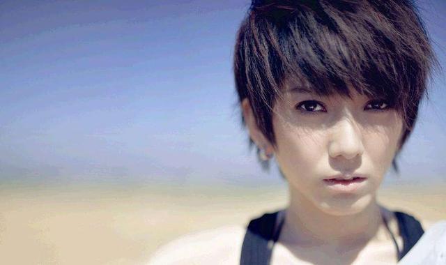 超女|乐队的夏天实力最弱一轮，超女出身的她却成了摇滚焦点