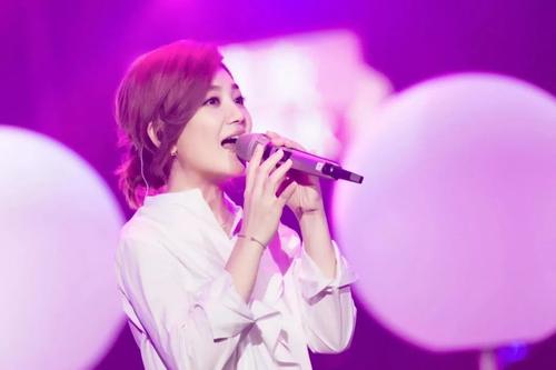 |2020我们谈论爱情,梁静茹下个月演唱会给你勇气