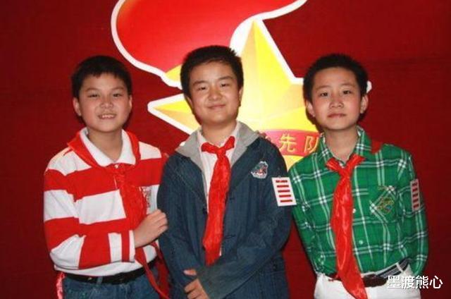 哈佛大学|9年了，“五道杠少年”上了民办大学，“不屑弟”却考进哈佛大学