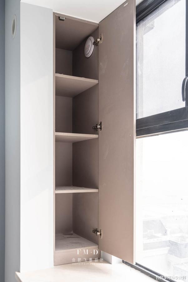 「飘窗」飘窗上一排横梁为啥不让拆？师傅就是嫌麻烦，我要找物业评理