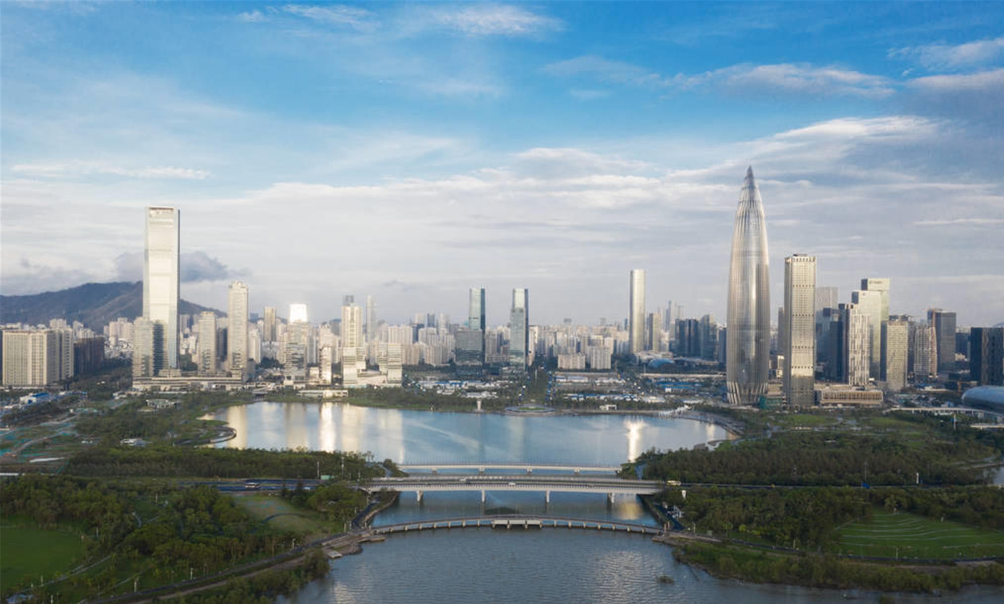 深圳大学|深圳大学在各省录取最低位次和分数，这所大学不是211但备受关注