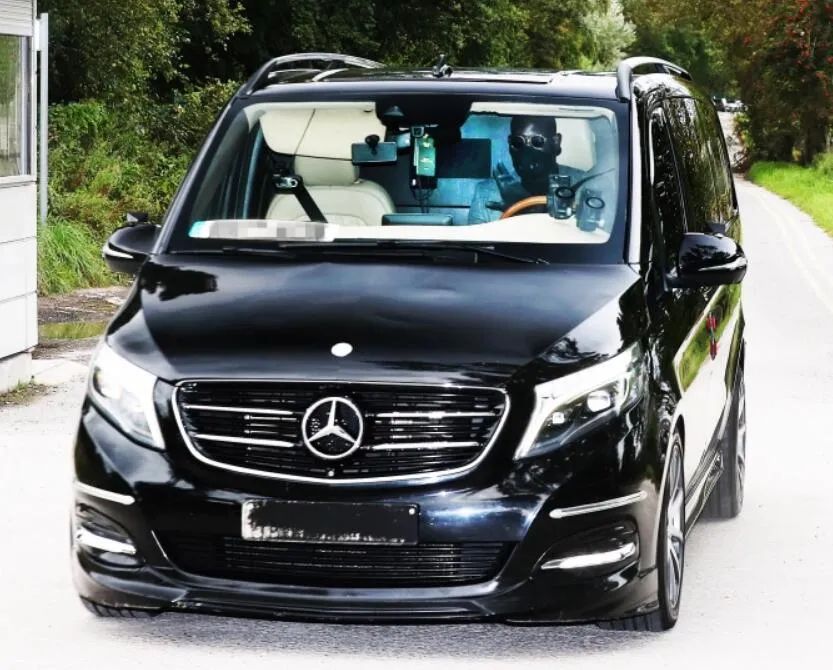 李铁|曼联宣布博格巴恢复训练，恐仍与B费一起缺席首战！索帅缺兵少将