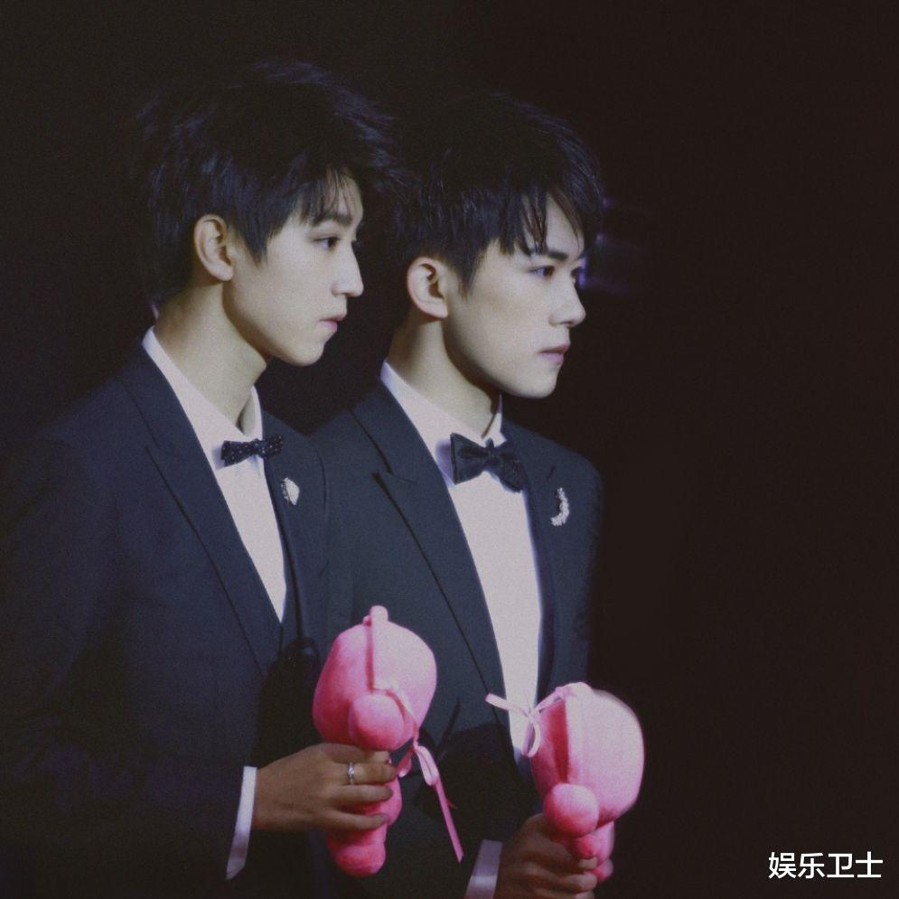 王俊凯|王俊凯单曲封面设计师否认抄袭,将起诉易烊千玺粉丝,却被发现避重就轻