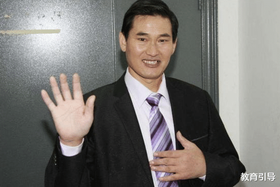 『朱之文』朱之文家大门踹后连锁反应太大，不是被封就是被拆，村民矛盾再激化