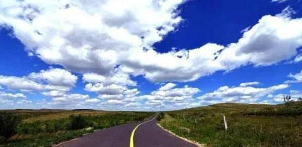 66号公路■中国“最美”公路，号称中国66号公路，只收费了23天就免费了