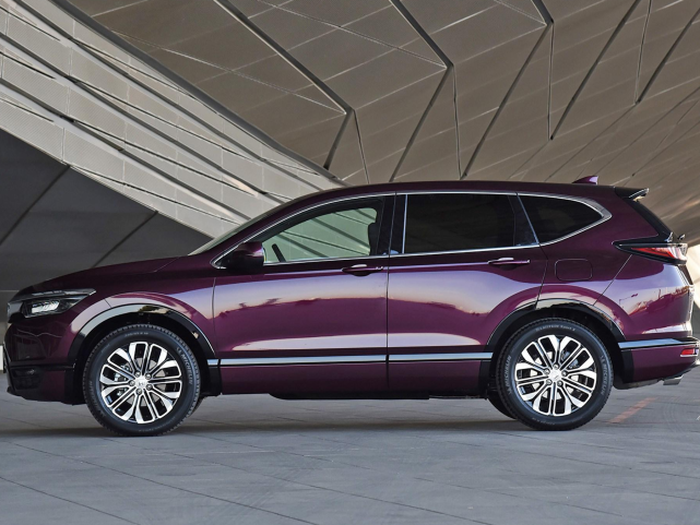 本田CRV|铁了心要取代荣放,比汉兰达还漂亮,1.5T爆193马力,一公里才3毛钱