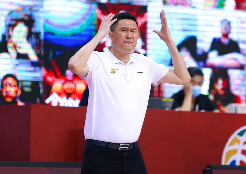 广东男篮|杜锋的得力悍将!不是顶薪却在CBA打出千万身价,迎娶空姐妻子