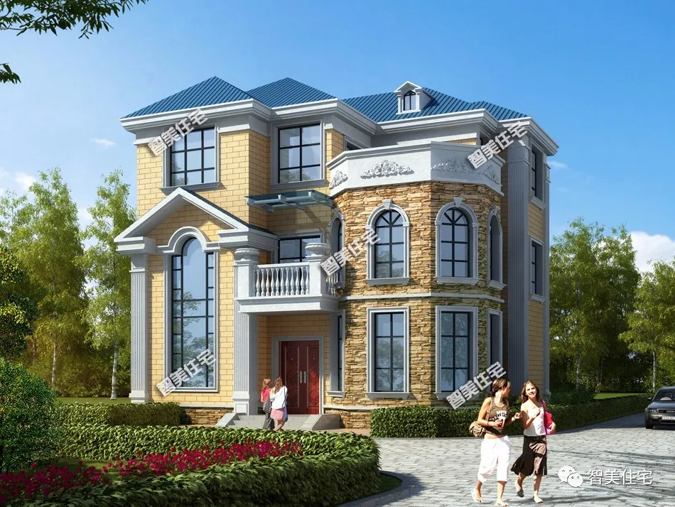 3栋配多边形窗的别墅，都很有个性，第二栋还带地下室