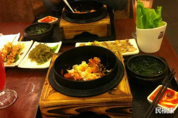 肠胃|晚餐决定寿命？直言：短寿的人，往往都有3种晚餐习惯，愿你没有