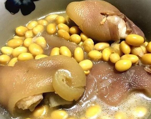 猪蹄▲几道家常下饭菜,看着就有食欲,大人小孩都吃的满足