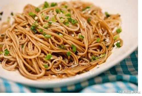 []除豆浆外，这几种早餐是“最长肉”的，想减肥的你不能碰！