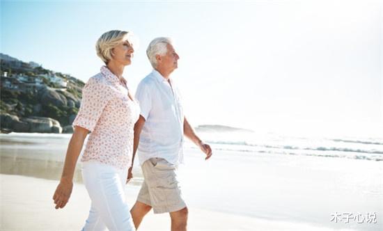 52歲二婚妻子的自白：老年人，有退休金最好不要二婚，因為太難熬-圖5