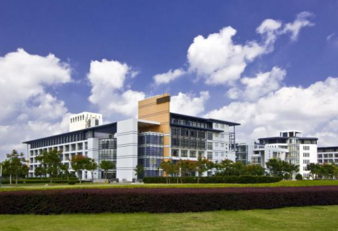 高校|这3所学校明明是211,却因为名字没取好,常被人误会是三流大学