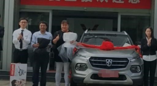 【奥运会】她曾用命换来奥运金牌，如今41岁体重260斤无法生育，买7万元的车