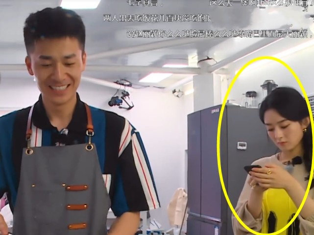 赵丽颖|赵丽颖高温天气穿毛衣，人人认为在作秀，得知真相：全网欠她一个道歉