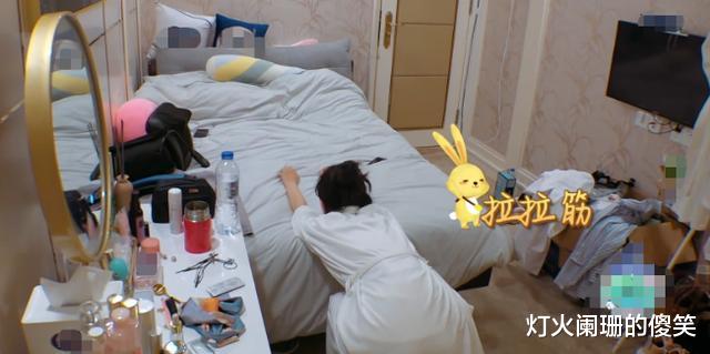 赵丽颖|综艺节目曝光赵丽颖生活坏习惯，房间邋遢，贴身衣物到处乱丢