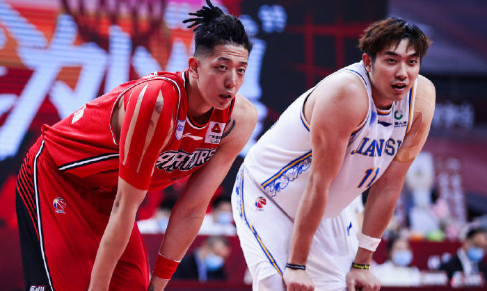 「易建联」CBA复赛首日，七大本土内线集体发威，谁是你心中的NO.1？