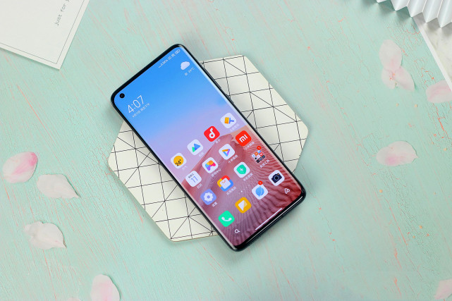 小米科技|小米10至尊版升级MIUI 12.10体验：续航和拍照变好，这次用心了