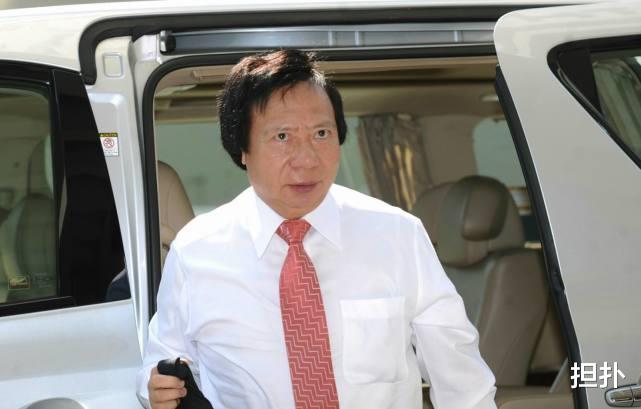 香港|年收租250亿却很少做善事，香港四大富豪中，只有他没登上过城楼