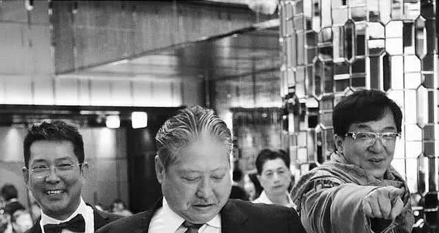 『李小龙』他7岁被父母抛弃，19岁被李小龙暴打，24岁抓住机会成为一代巨星！