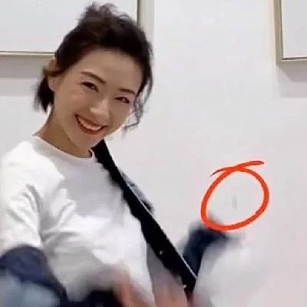 万茜：万茜跳《乘风破浪》主题曲时，意外甩掉结婚戒指，全体人员一起帮忙找