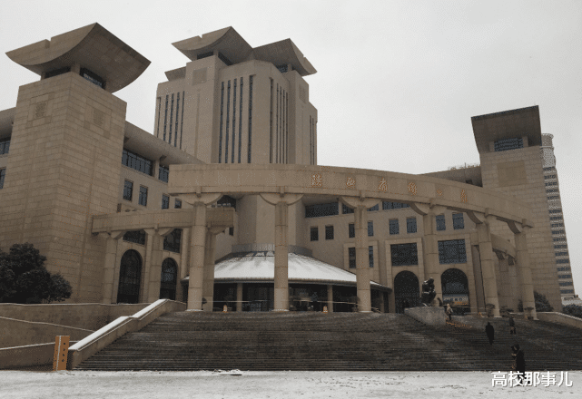 招生|“最适合”捡漏的5所211大学，一、二本同时招生，二本分数也能上