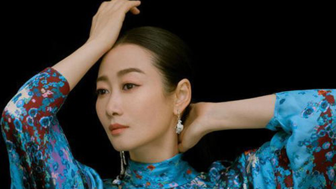 护肤品|她为自己不变老,坚持不生孩子不吃晚饭,如今42岁老成这样!