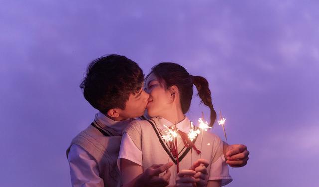 『生肖』你爱错12星座男，才会出现这个感觉！千万不要舍不得放手