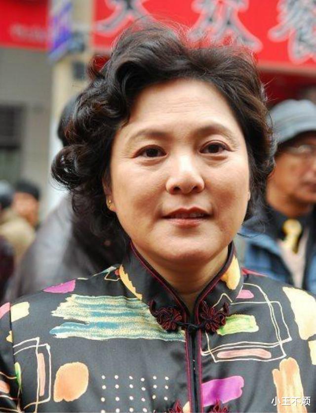 被"逼"离婚,带儿子出走,郭凯敏前妻张芝华的报复手段"真解恨"