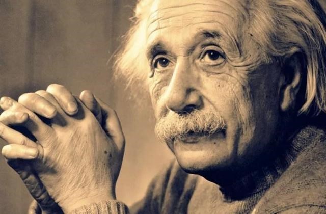 爱因斯坦|爱因斯坦:有一种能量源,科学至今都没有找到一个合理的解释!