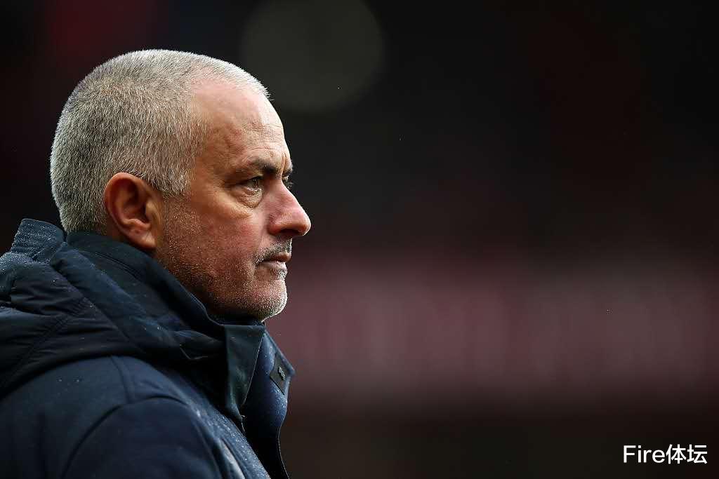 英超|0-0！英超爆出大冷：9.8亿豪门惨遭鱼腩逼入绝境，补时长达12分钟