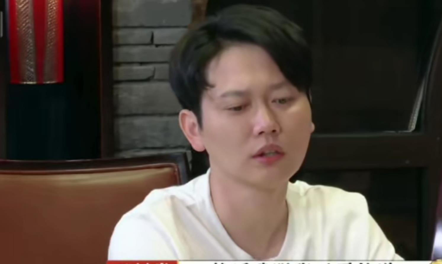 张云雷|“道歉”风波后，郭德纲首谈张云雷：德云社成功，庆幸有个郭德纲