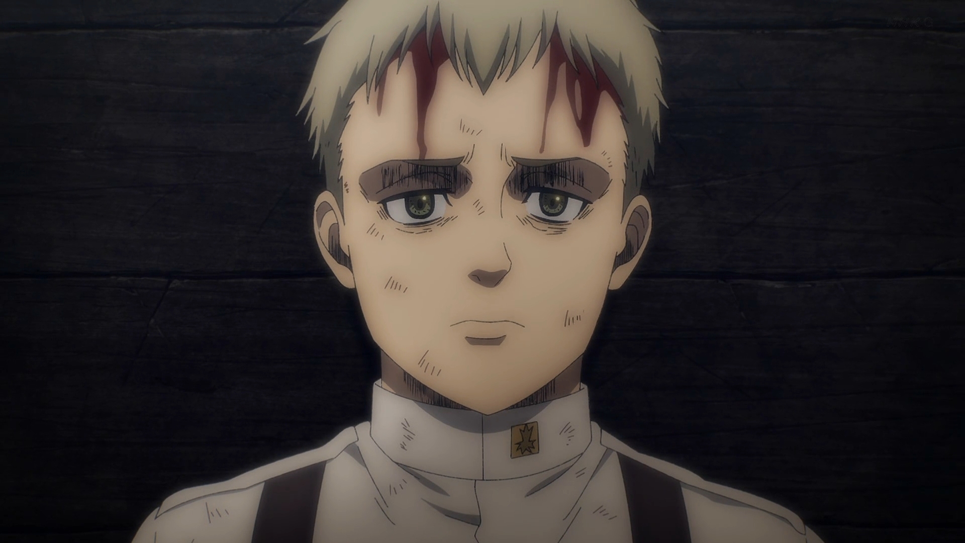 莱纳巨人最终季开播四大巨人登场莱纳开篇就被迫害