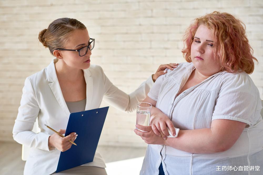 高血压|退休教师李叔，吃高血压药才3年，突然离世！小错引起大难