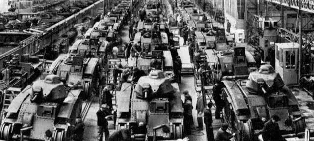 「苏联」二战日本若不打美国攻苏联会如何？