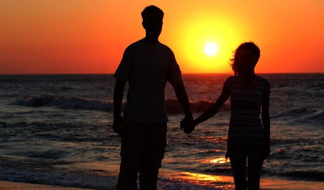 星座男|12星座男爱上你,有4种模样只会给你看