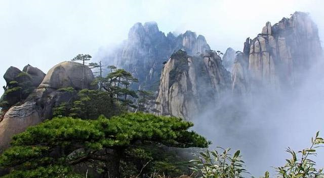 『三清山』中国还有座山值得一去，不输其他名山，奇观名花古树颇多