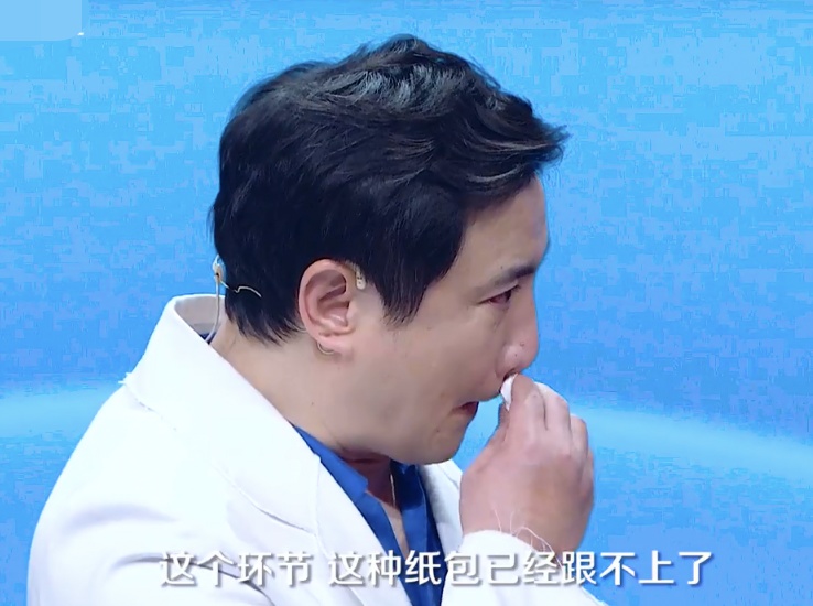 黄晓明：《王牌对王牌》下期超暖心，观众席空无一人，内容却让人瞬间泪目