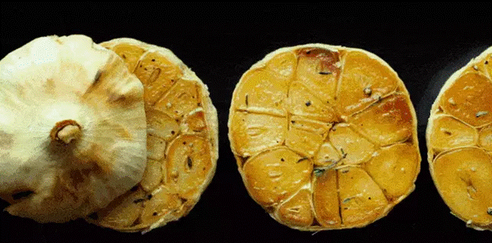 大蒜|只有中国才有的怪象：廉价咖啡高雅，世界级美食大蒜低俗