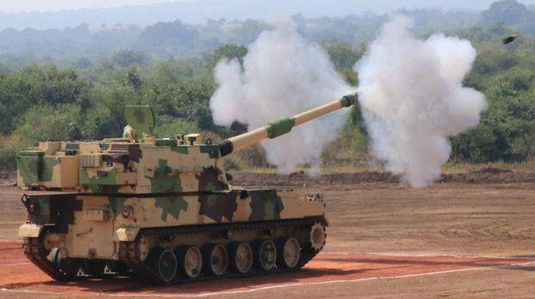 印度|印度边境准备大半年，派出20万军队，为何面对几千人还是慌张？