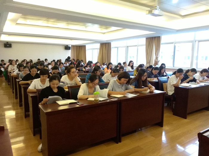 #体罚#家长举报老师,为什么“告必赢”?为什么教师无错,教育部门领导也不敢保护?