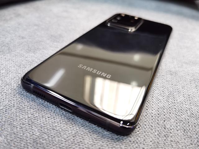 『三星』三星又一款“跳水机皇”，降价2400元，在国内仍旧无人问津