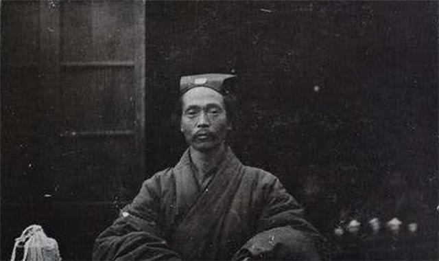 日军|抗战时期,一人一猴一铁棍击毙日军6人,后来失踪只留下座衣冠冢