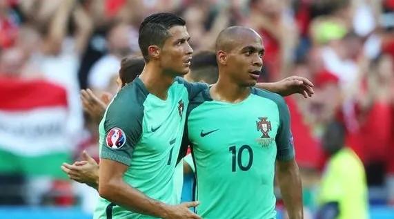 国际米兰@主席宣！前英超欧洲冠军惨遭二度退货，3亿血本无归