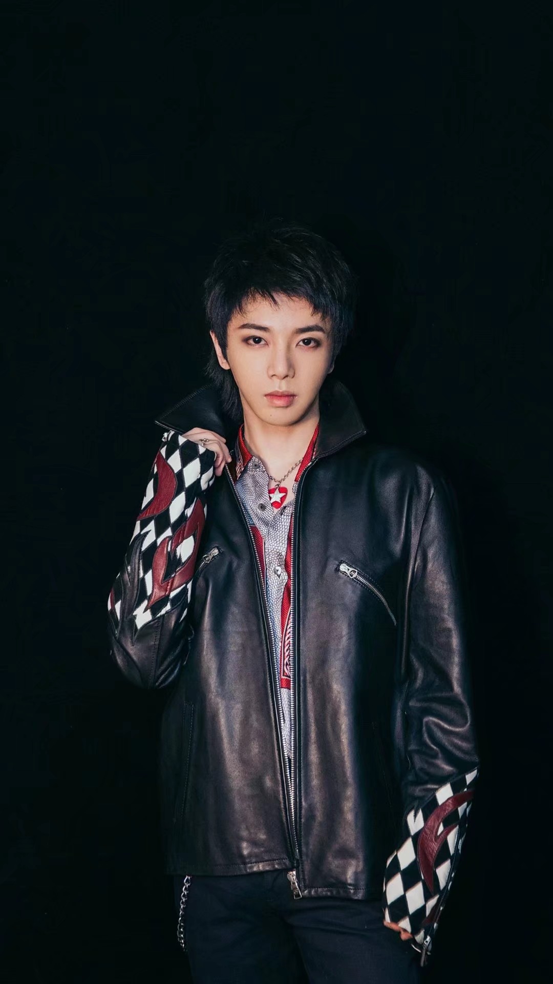 「华晨宇」华晨宇亲自承认自己的错误，堪称娱乐圈的“勇士”